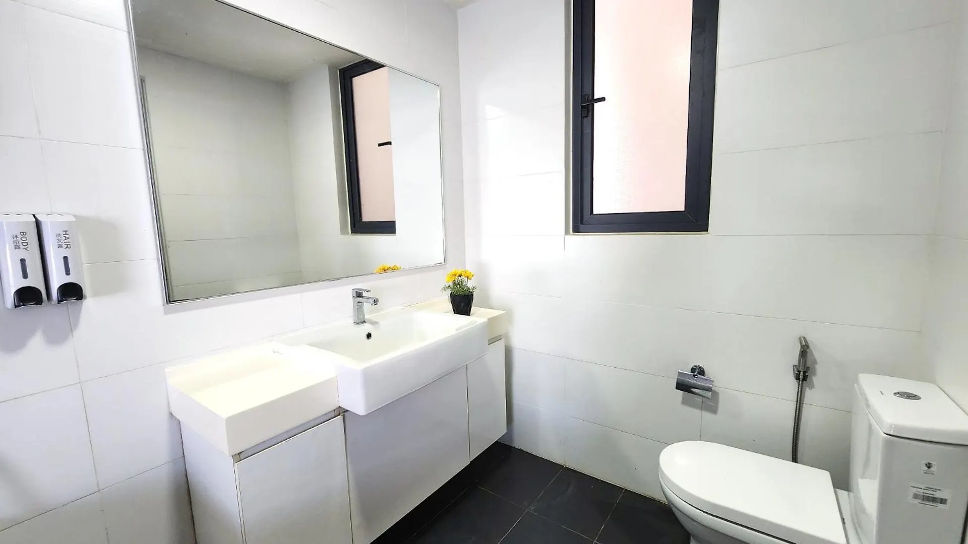 アパート Loft Suite Seaview Near Jb Ciq 7Pax ジョホールバル マレーシア